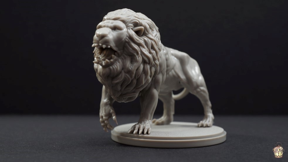 white.lion%20(8).JPG